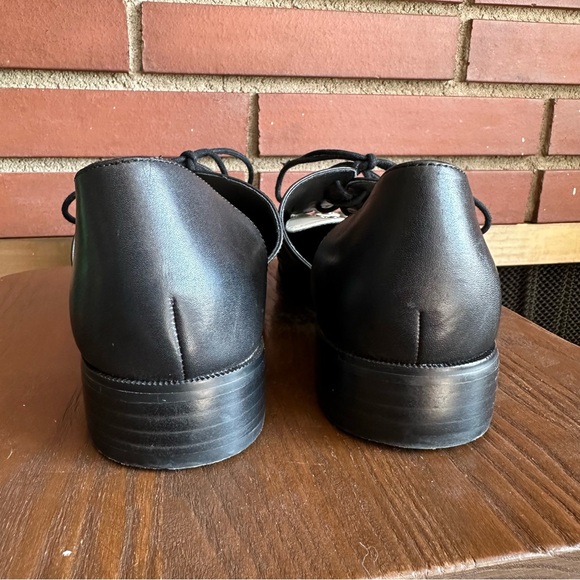 Nine West Black and White Leather Studded Oxford | Loafers | Flats Size: 9 - Picture 4 of 8